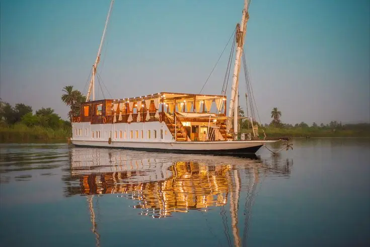 3-nights / 4-Day Dahabiya Nile Cruise from Aswan to Luxor (Private)