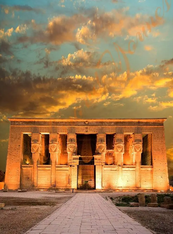 Dendera and Luxor Day Tour from Hurghada