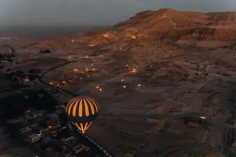 Sunrise Hot Air Balloon in Luxor